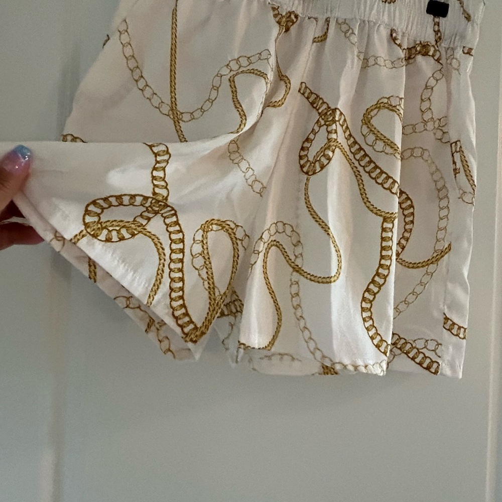 GIRL SOUL • White & Gold Shirt & Short Set • Large • - Picture 10 of 10